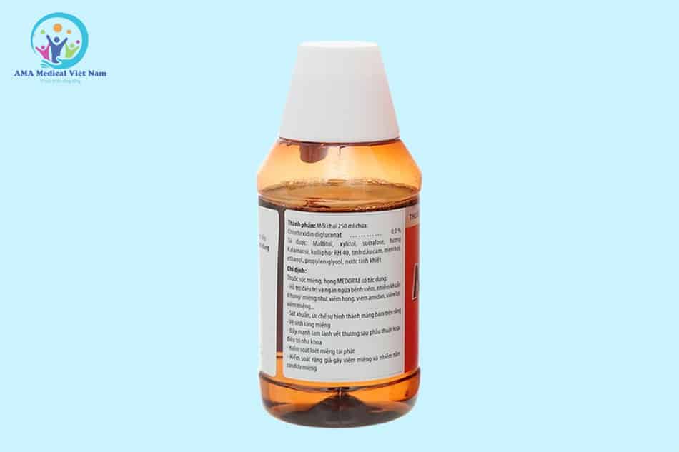 Mặt sau chai Medoral Chlorhexidin