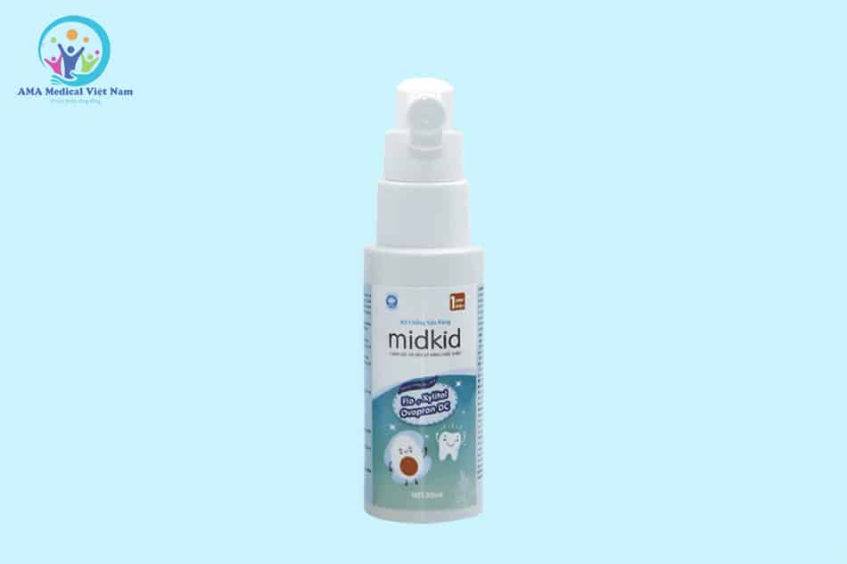 Xịt răng miệng Midkid được sản xuất ở dạng xịt phun sương
